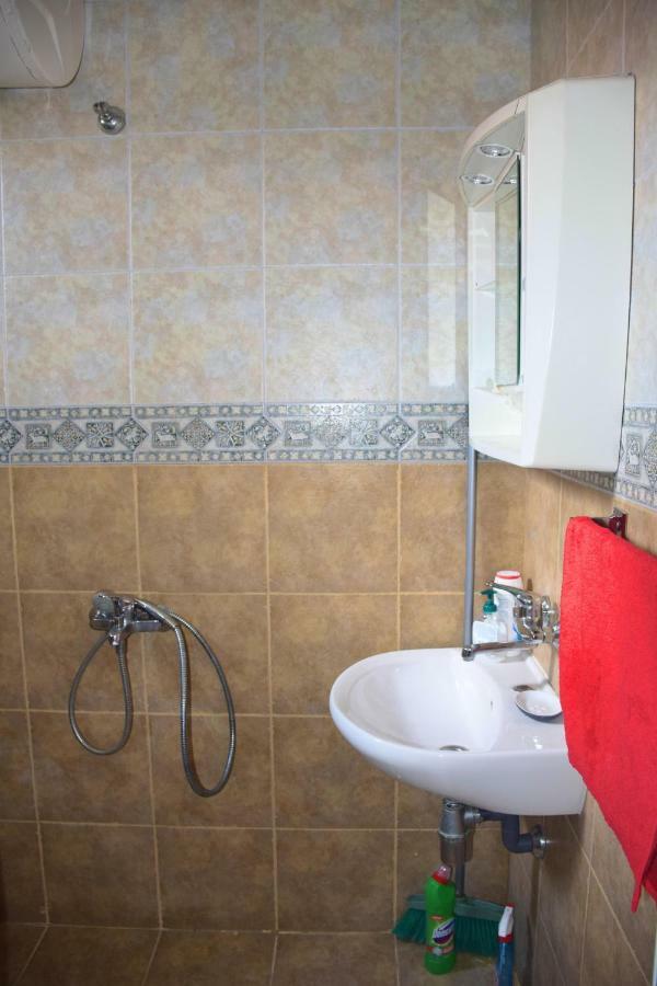 Central Apartment Sofia Esterno foto